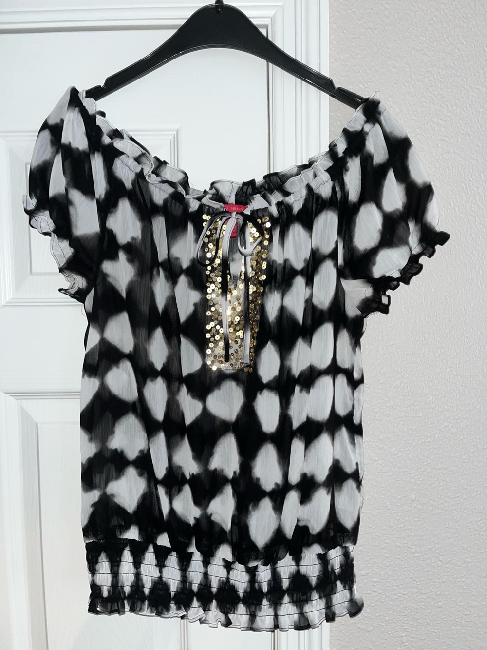Sunny Leigh Black & White Sequin-Front Peasant Top